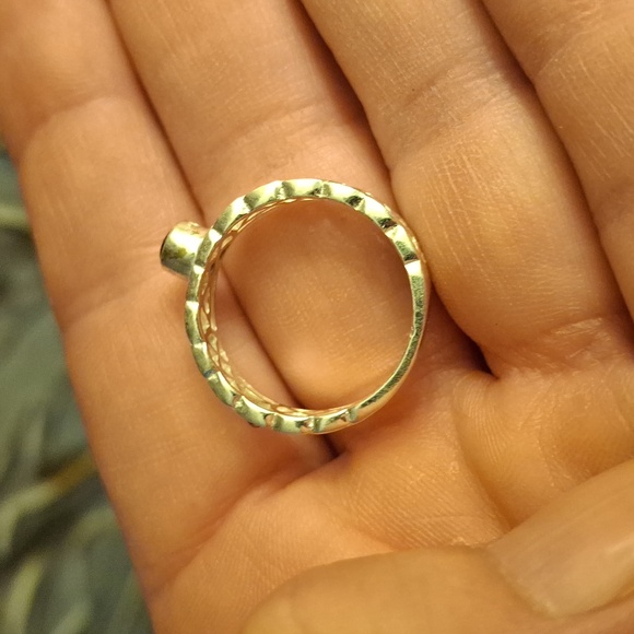 New Solitaire Emerald 925 Silver Celtic Wedding Band. - Picture 8 of 8